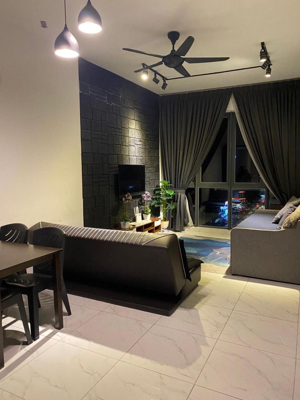 קוטה בארו Niks Troika Homestay מראה חיצוני תמונה